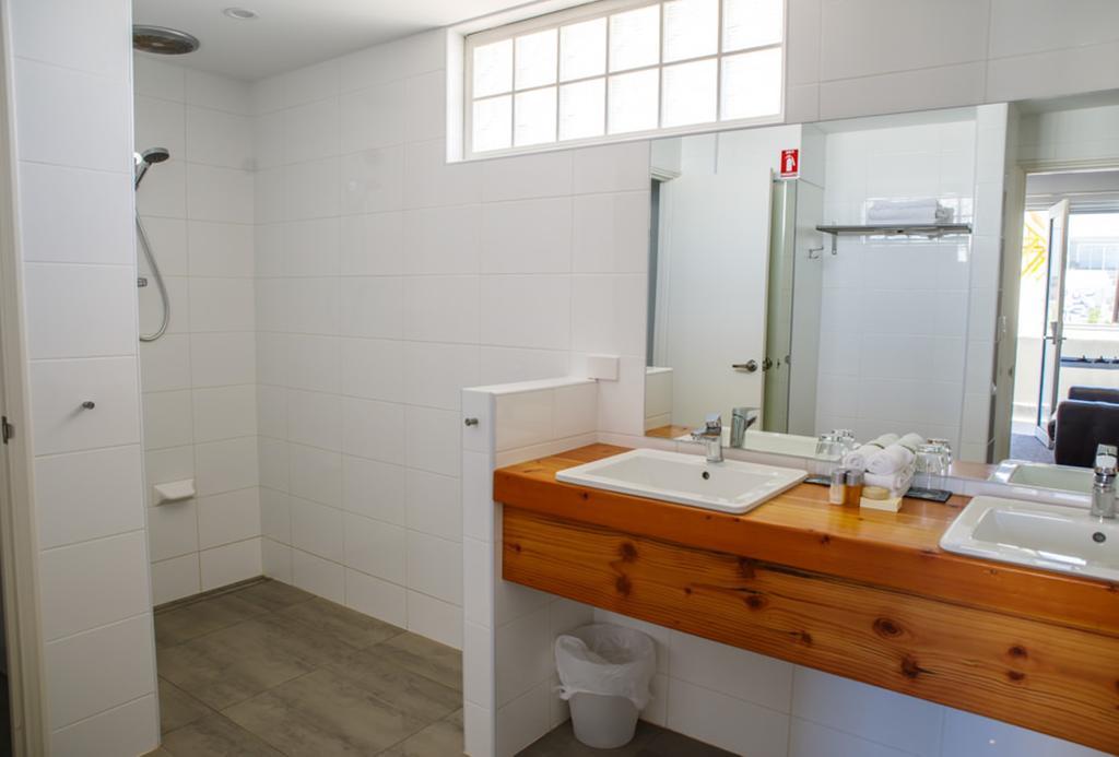 Fremantle Boutique Accommodation - Maand Up Room photo